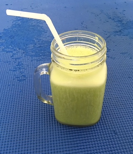 Post-Yoga Green Smoothie: 1 cup unsweetened almond milk + 1 cup raw spinach + 1 frozen banana